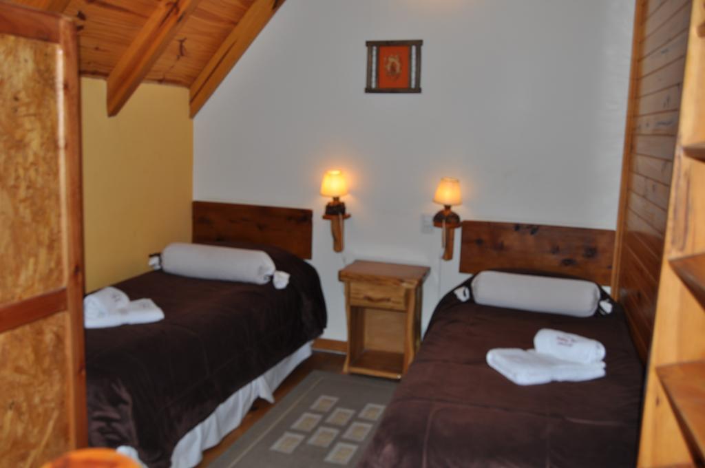 Apart Samay Hue Bungalows Dina Huapi Esterno foto