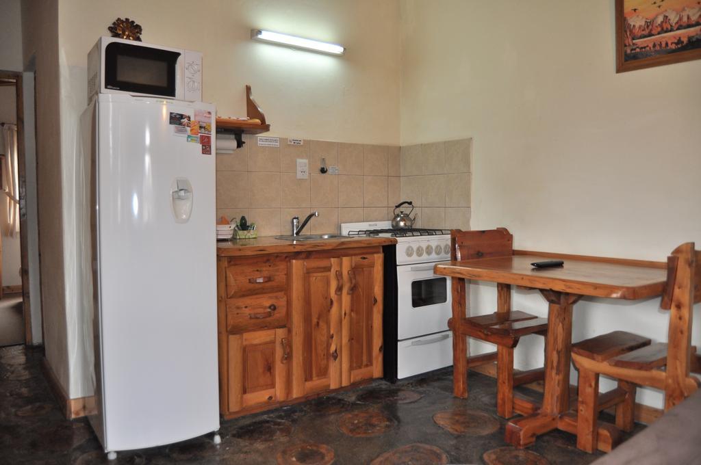 Apart Samay Hue Bungalows Dina Huapi Esterno foto