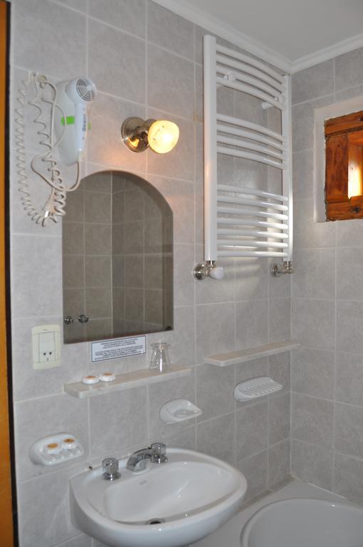 Apart Samay Hue Bungalows Dina Huapi Esterno foto